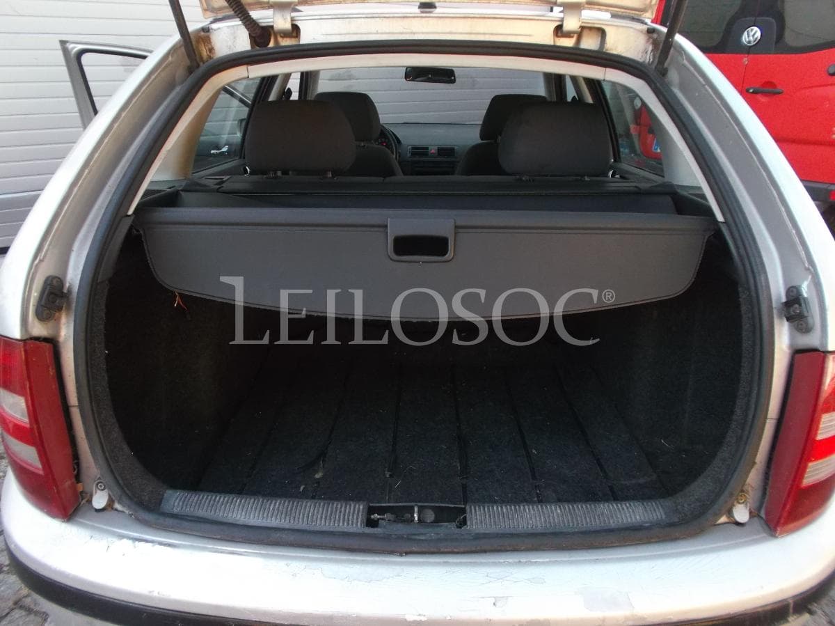 Skoda Fabia 1.4 · Ano 2002 — imagem 7