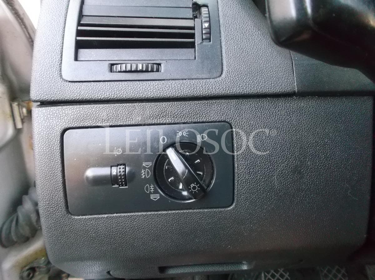 Skoda Fabia 1.4 · Ano 2002 — imagem 17