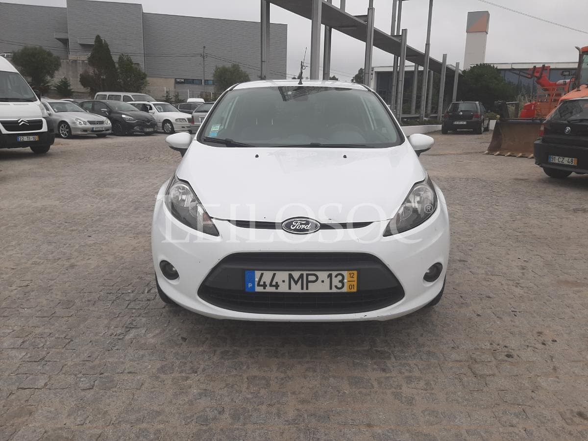 Ford Fiesta 1.4 TDCI · Ano 2012 — imagem 2