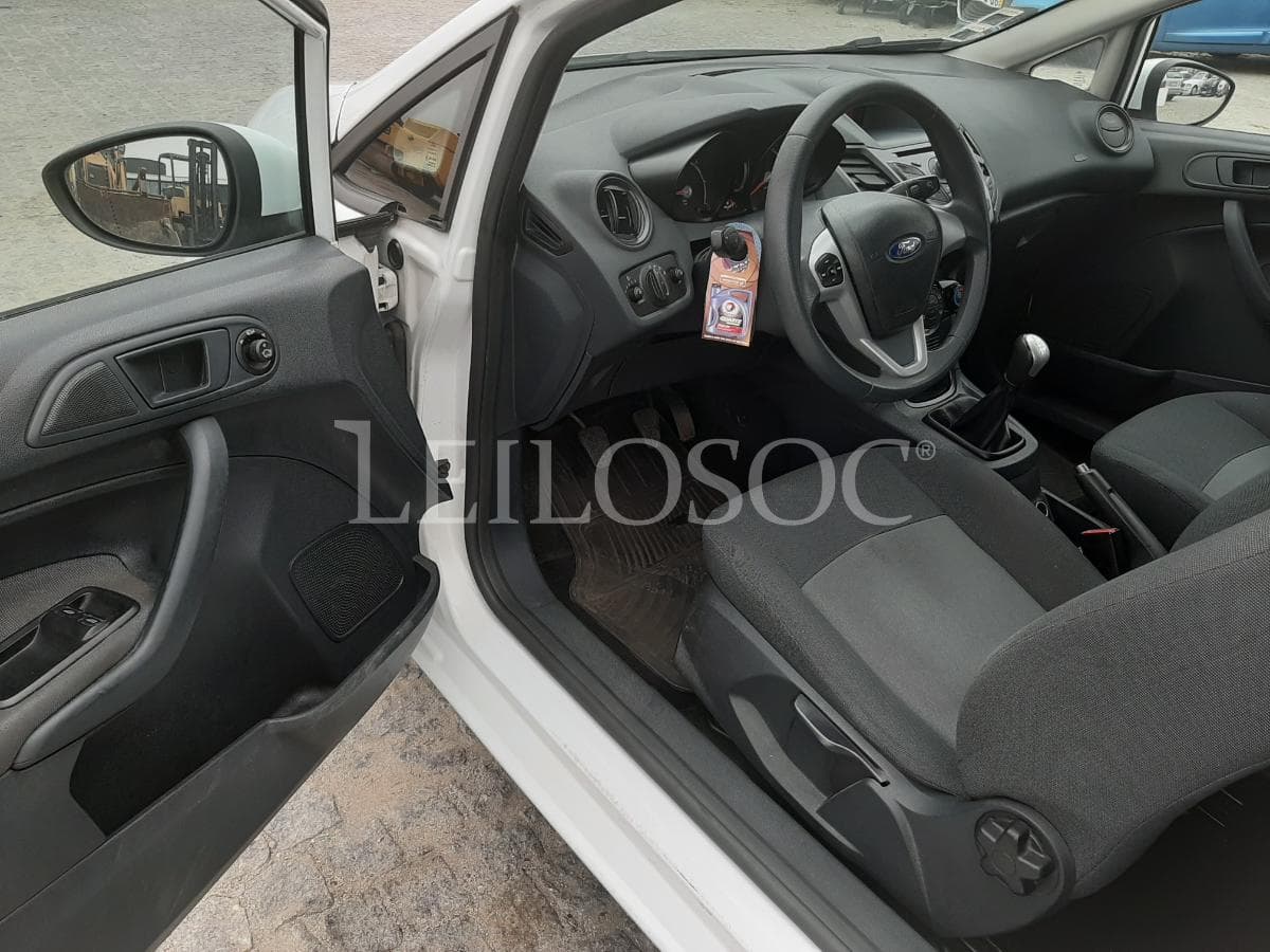 Ford Fiesta 1.4 TDCI · Ano 2012 — imagem 8