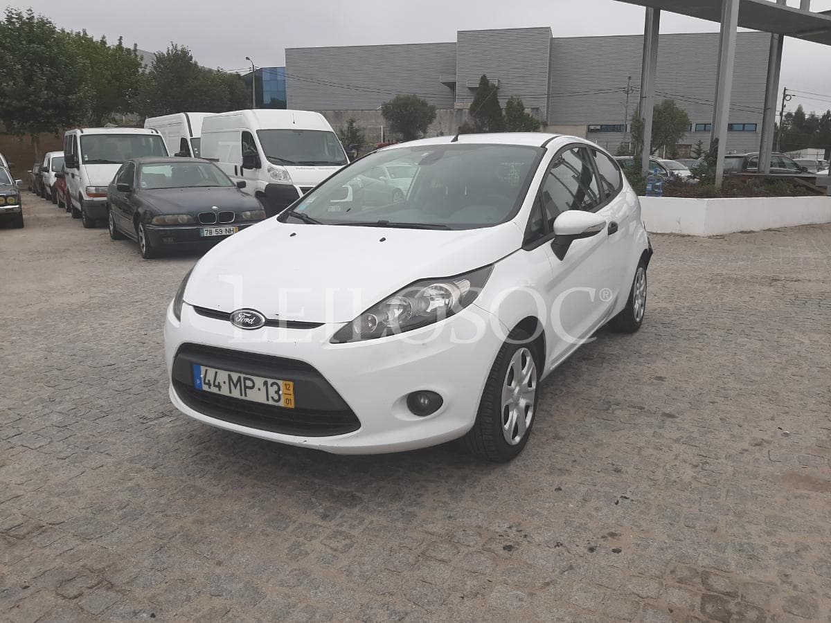 Ford Fiesta 1.4 TDCI · Ano 2012 — imagem 3