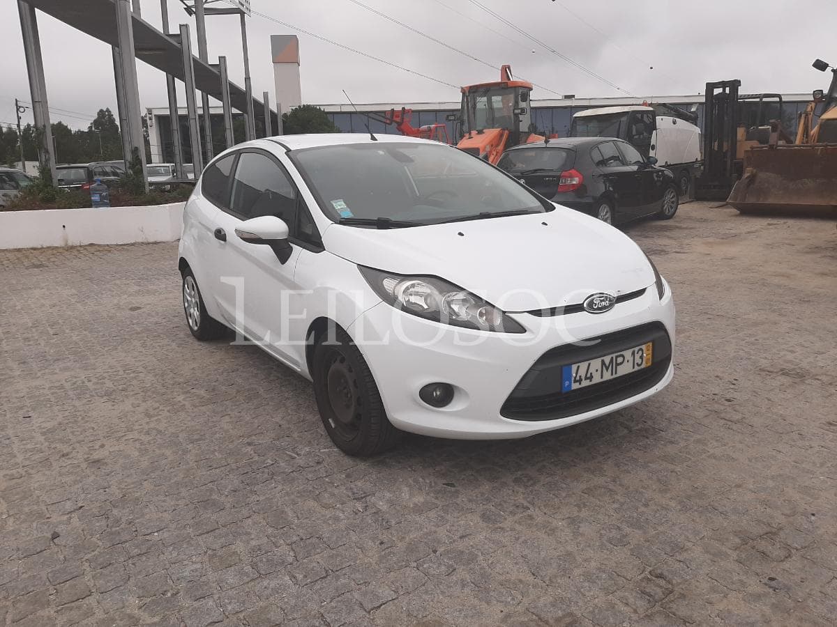 Ford Fiesta 1.4 TDCI · Ano 2012 — imagem 1
