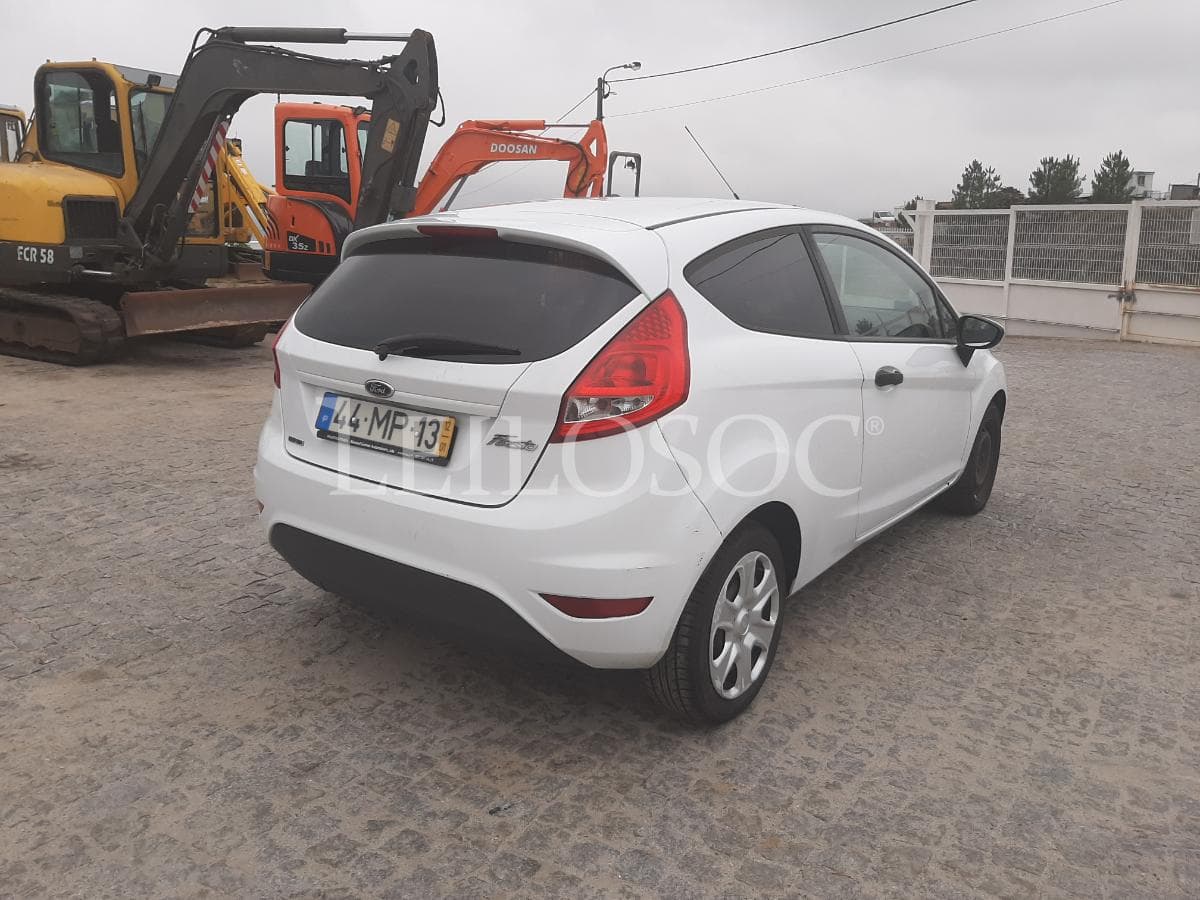 Ford Fiesta 1.4 TDCI · Ano 2012 — imagem 4