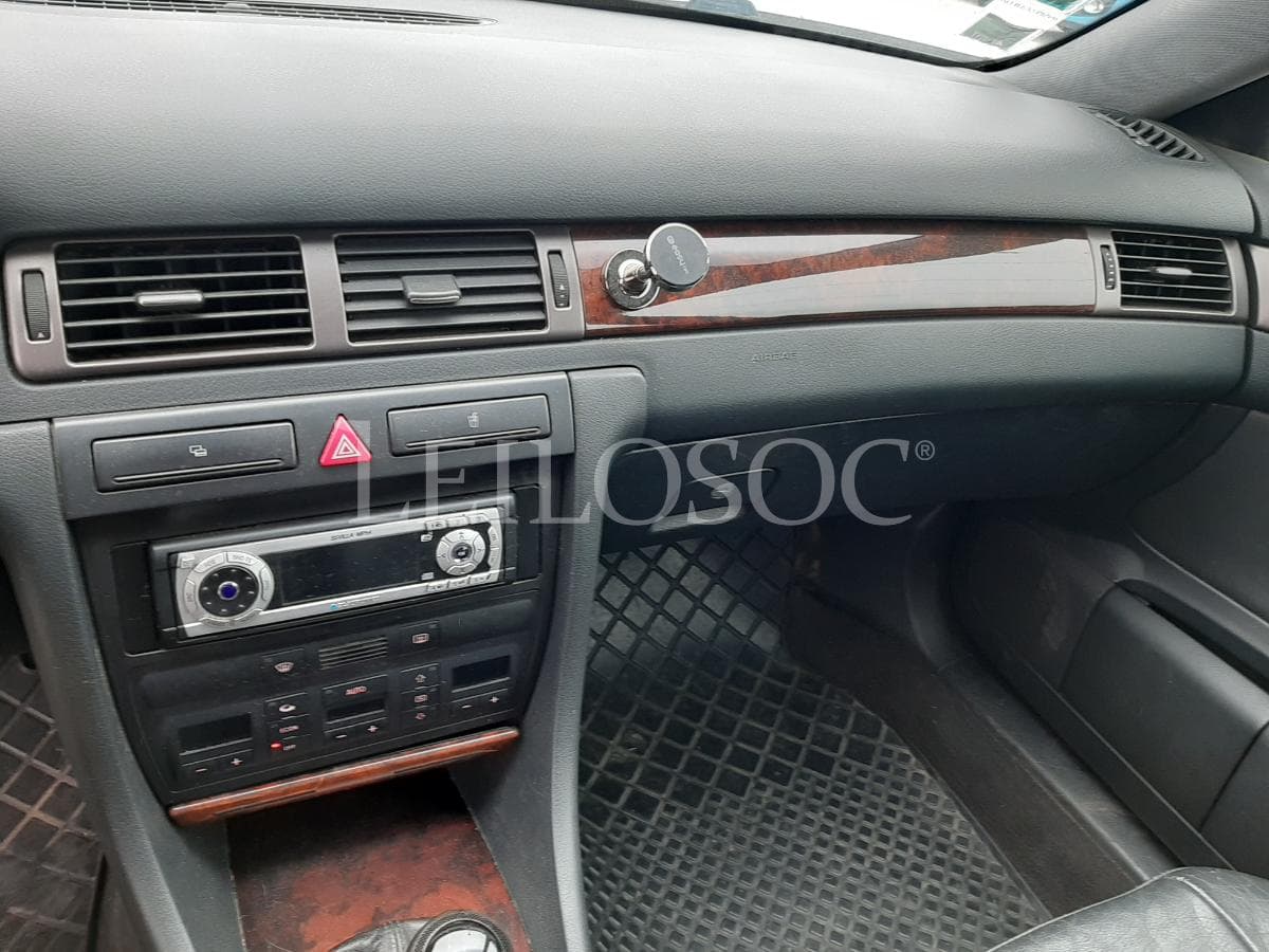 Audi A6 1.9 TDI · Ano 2000 — imagem 13
