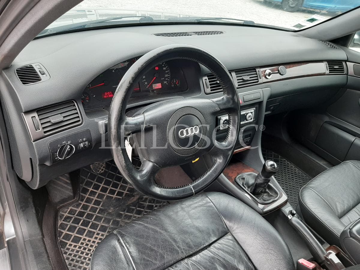 Audi A6 1.9 TDI · Ano 2000 — imagem 14