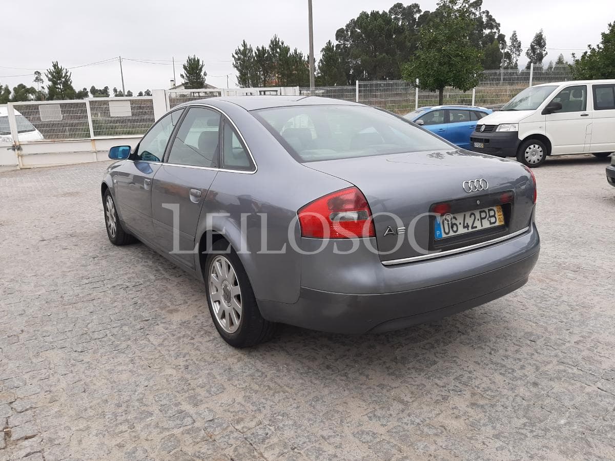 Audi A6 1.9 TDI · Ano 2000 — imagem 4