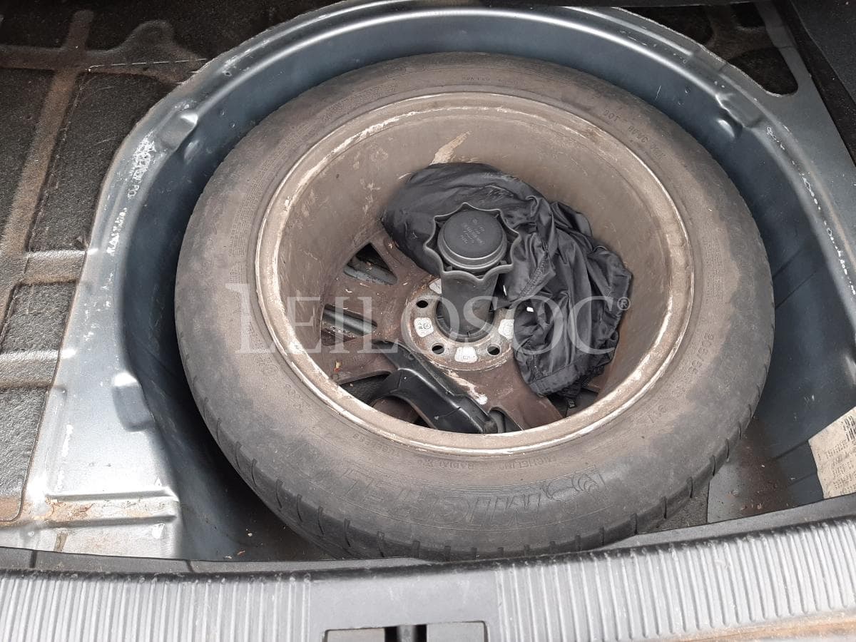 Audi A6 1.9 TDI · Ano 2000 — imagem 8
