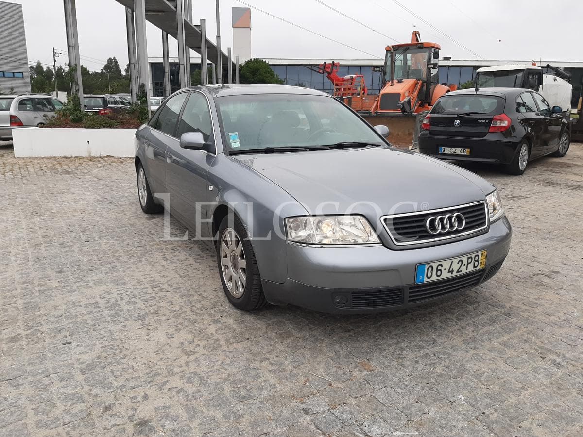 Audi A6 1.9 TDI · Ano 2000 — imagem 1