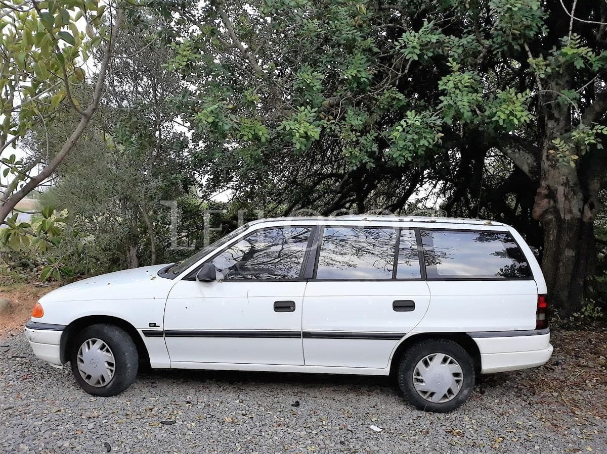 Opel Astra 1.7 D — imagen 2
