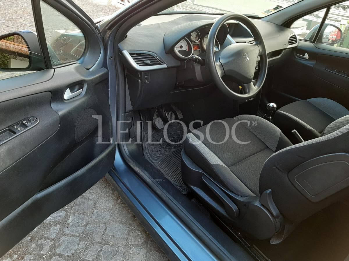Peugeot 207 HDI · Ano 2007 — imagem 9