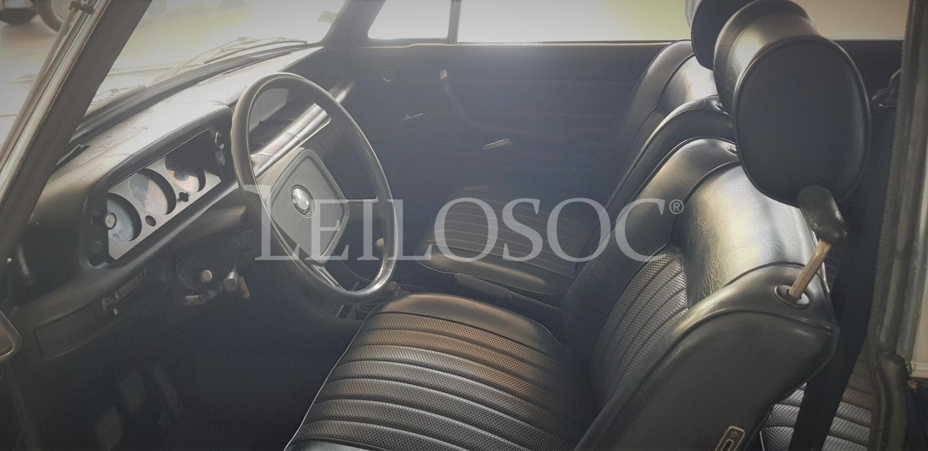 BMW 2002 — image 7