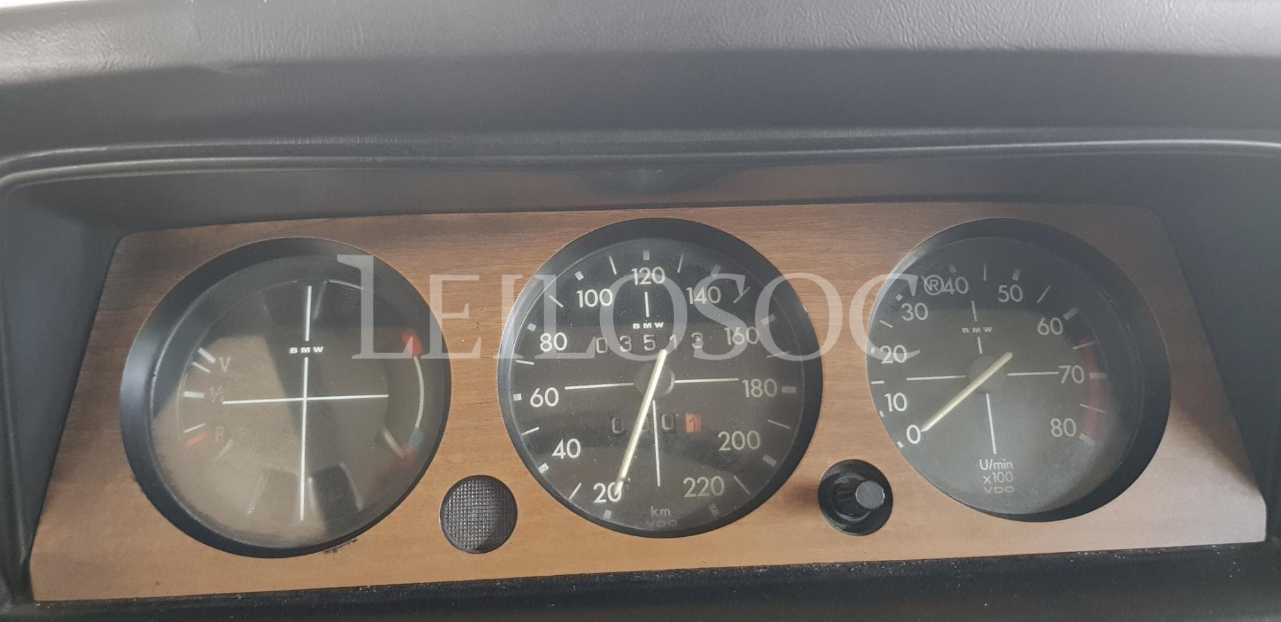 BMW 2002 — image 11