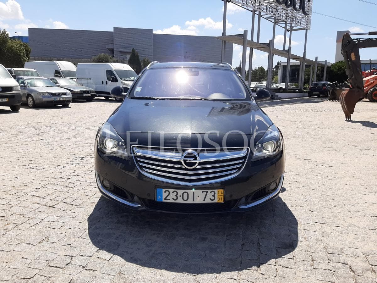 Opel Insígnia Sports Tourer 2.0 CDTI · Ano 2014 — image 2