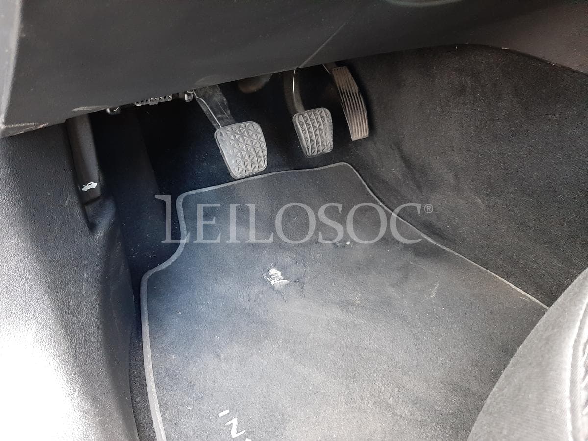 Opel Insígnia Sports Tourer 2.0 CDTI · Ano 2014 — image 19