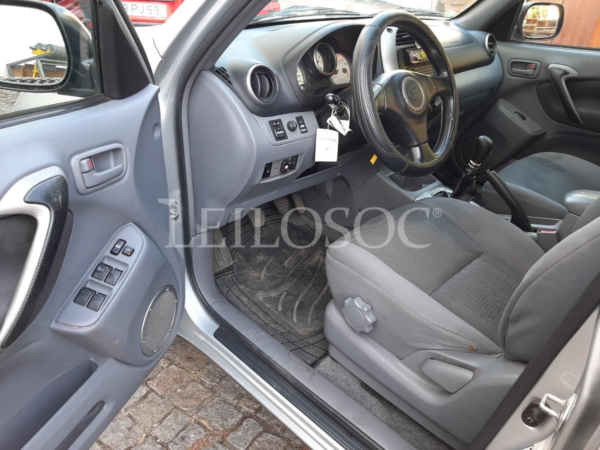 Toyota Rav 4 · Ano 2000 · GPL/Gasolina — image 7