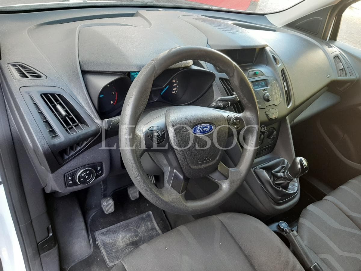 Ford Transit Connect 1.6 TDCI · Ano 2014 · 3 Lugares — image 13
