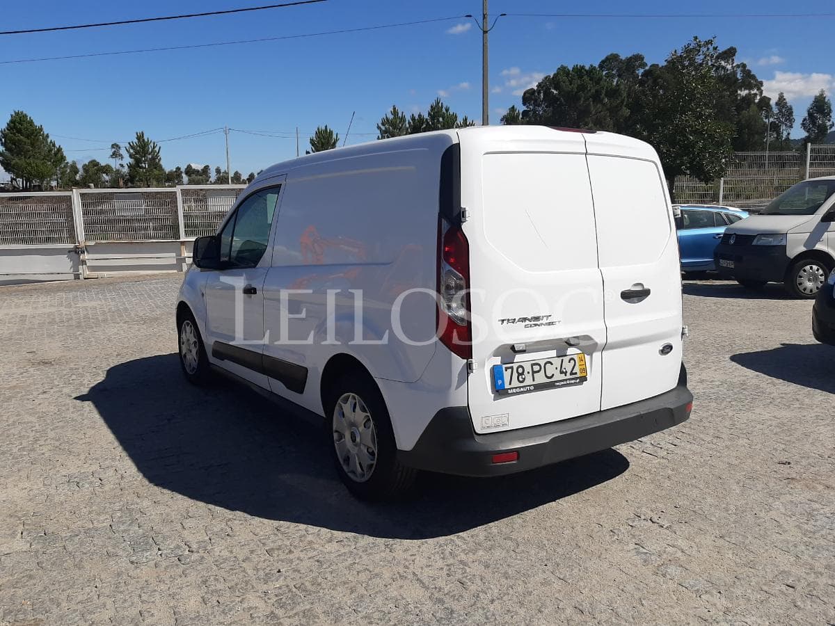 Ford Transit Connect 1.6 TDCI · Ano 2014 · 3 Lugares — image 4