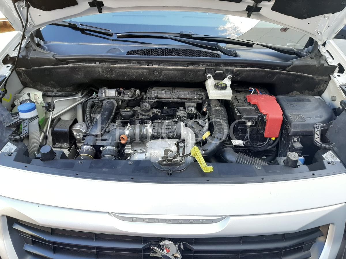 Peugeot Partner 1.6 Blue HDI · Ano 2018 · 3 Lugares — imagem 22