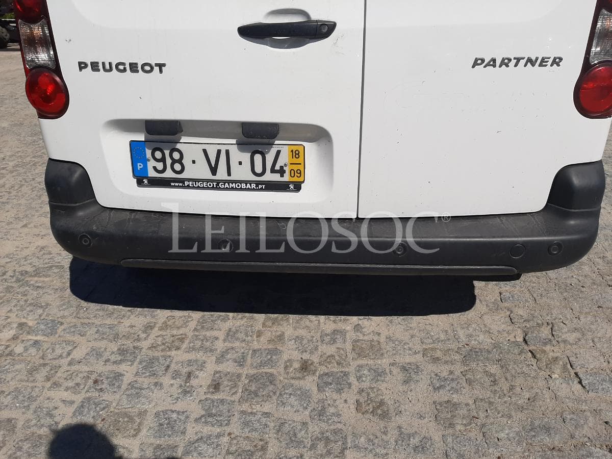 Peugeot Partner 1.6 Blue HDI · Ano 2018 · 3 Lugares — imagem 9