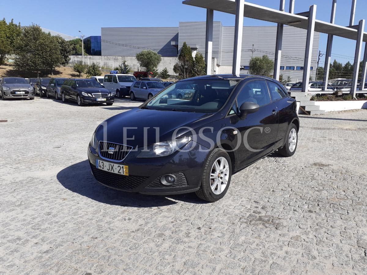 Seat Ibiza 1.2 TDI · Ano 2010 — imagen 3