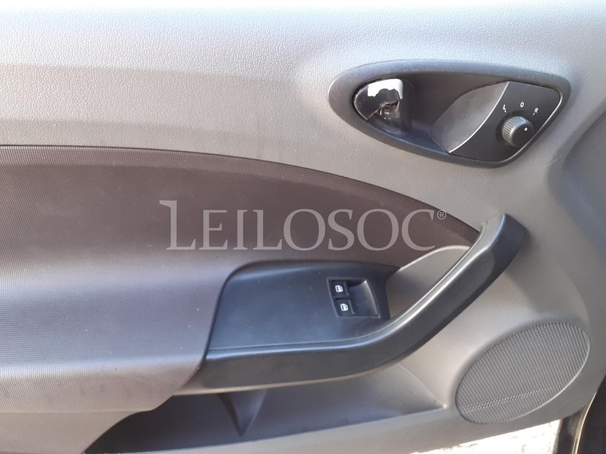 Seat Ibiza 1.2 TDI · Ano 2010 — imagen 12
