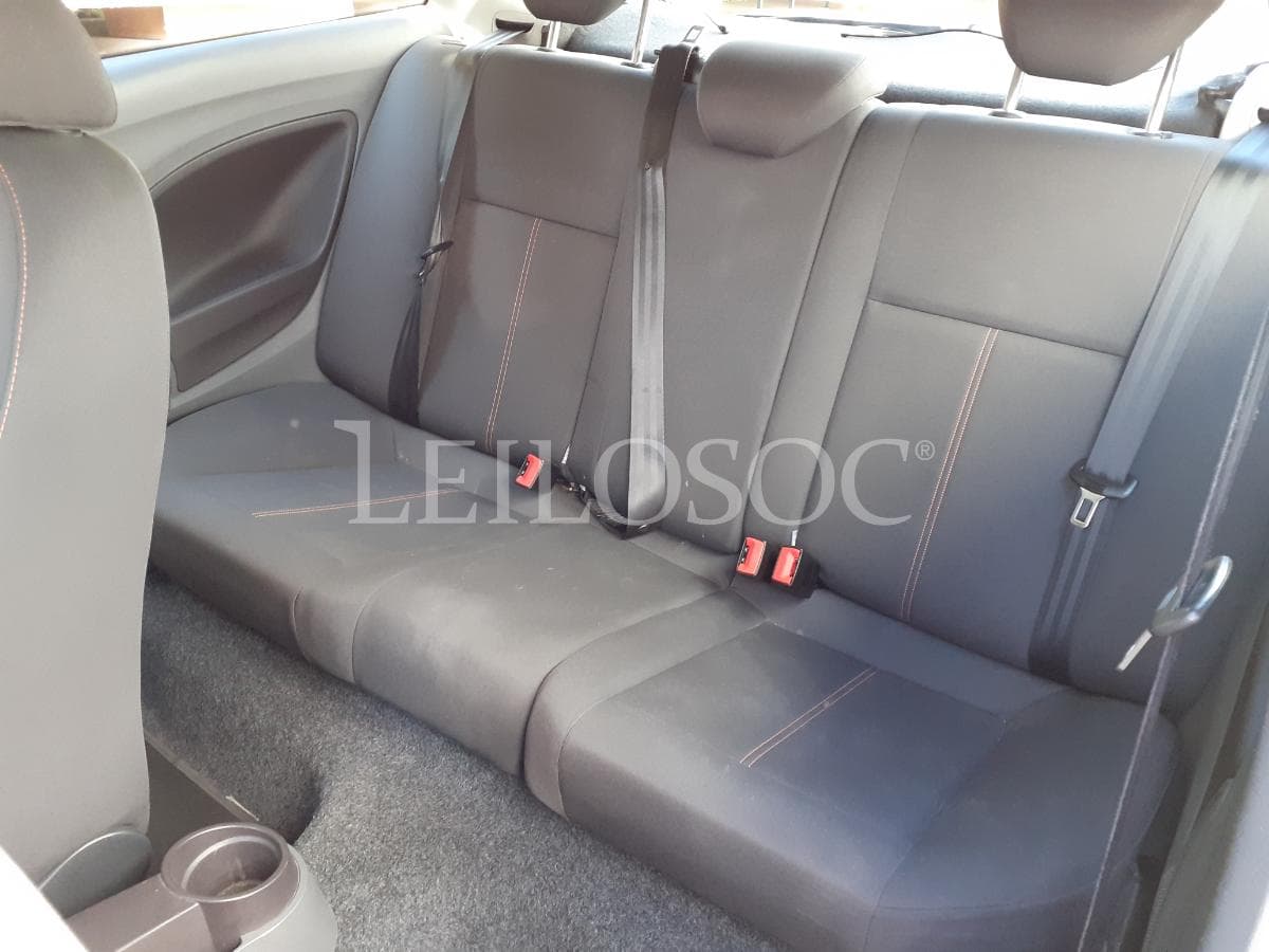 Seat Ibiza 1.2 TDI · Ano 2010 — imagen 16