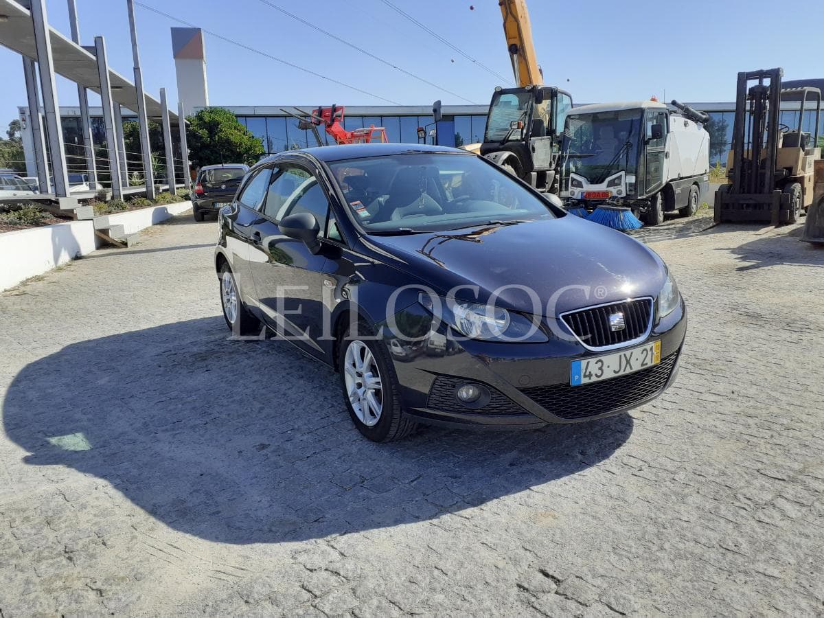 Seat Ibiza 1.2 TDI · Ano 2010 — imagen 1