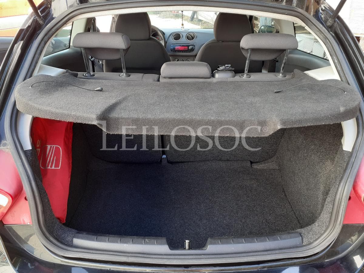 Seat Ibiza 1.2 TDI · Ano 2010 — imagen 7