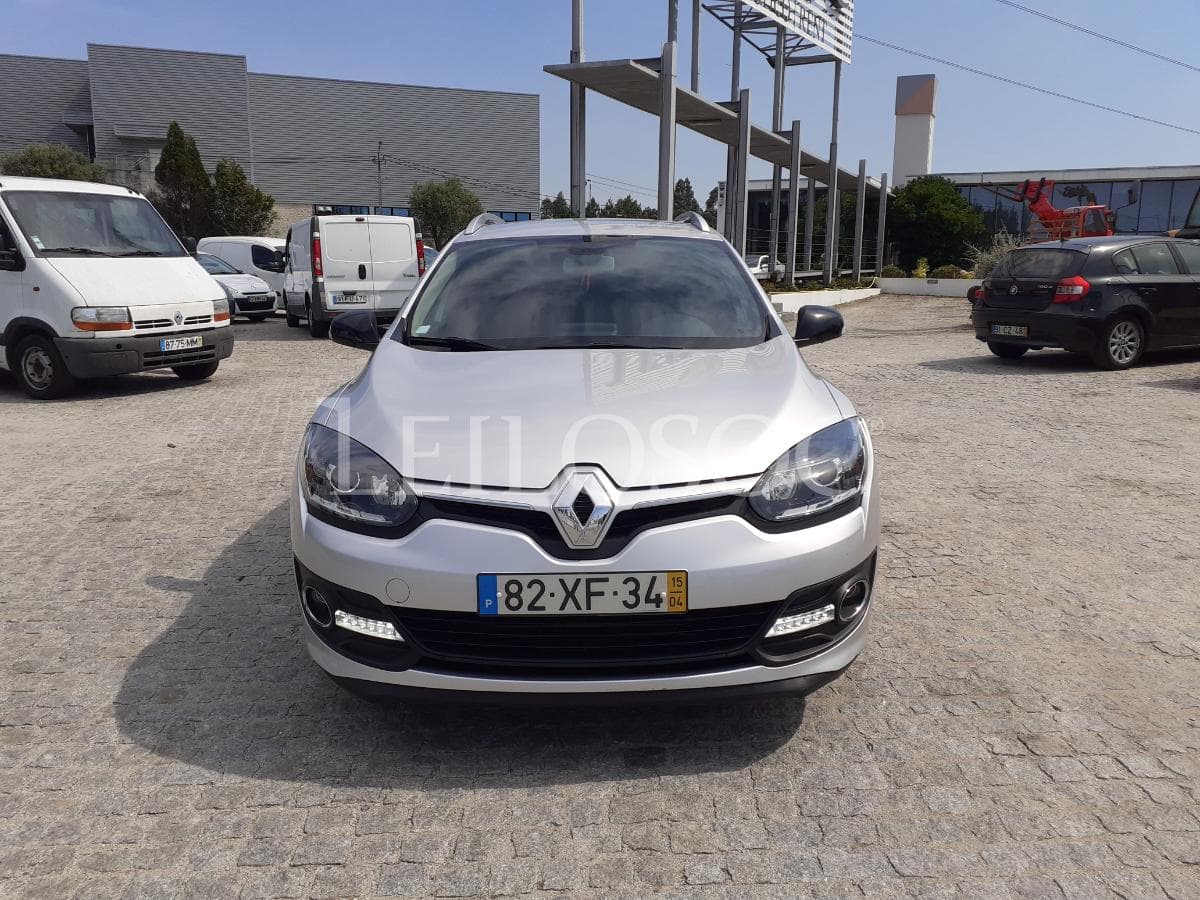 Renault Mégane Sport Tourer 1.5 DCI · Ano 2015 — imagen 2