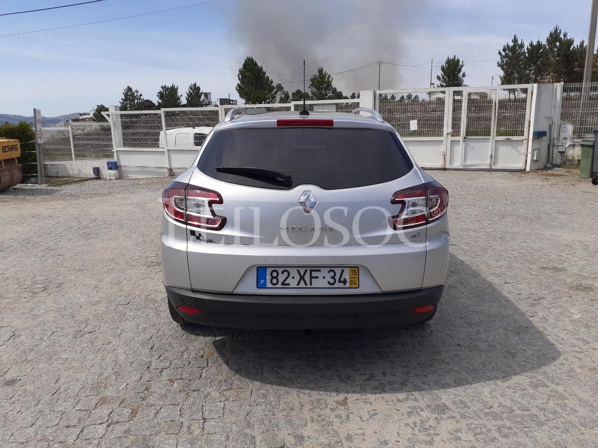 Renault Mégane Sport Tourer 1.5 DCI · Ano 2015 — imagen 5
