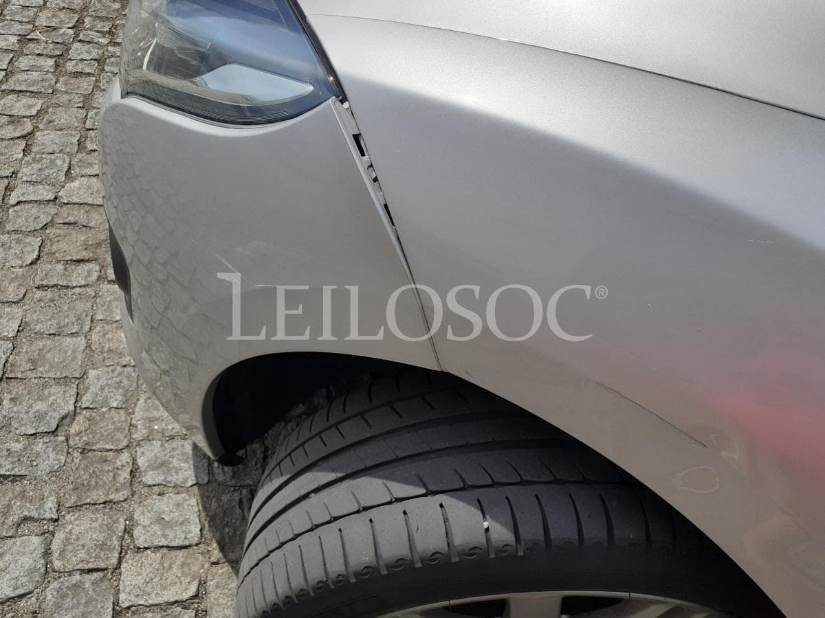 Renault Mégane Sport Tourer 1.5 DCI · Ano 2015 — imagen 26