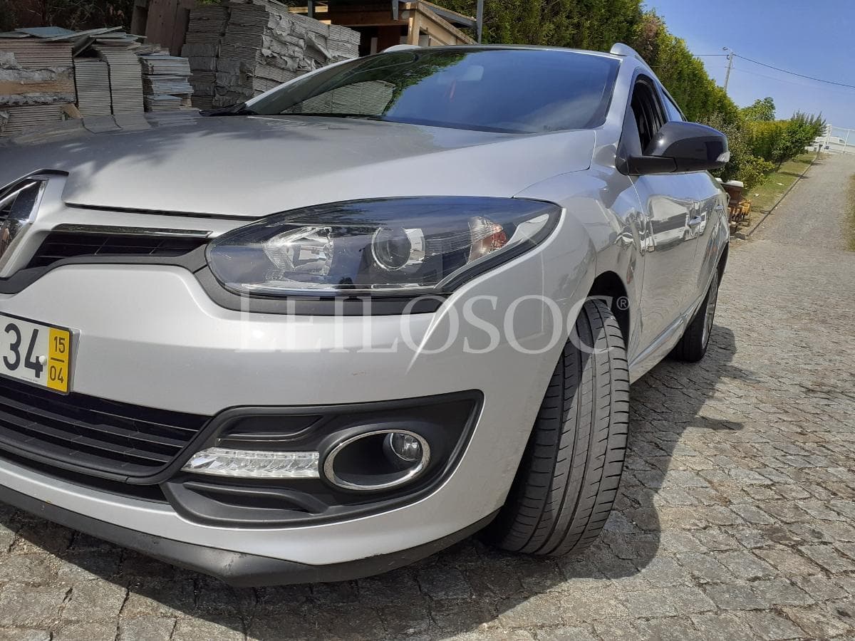 Renault Mégane Sport Tourer 1.5 DCI · Ano 2015 — imagen 24