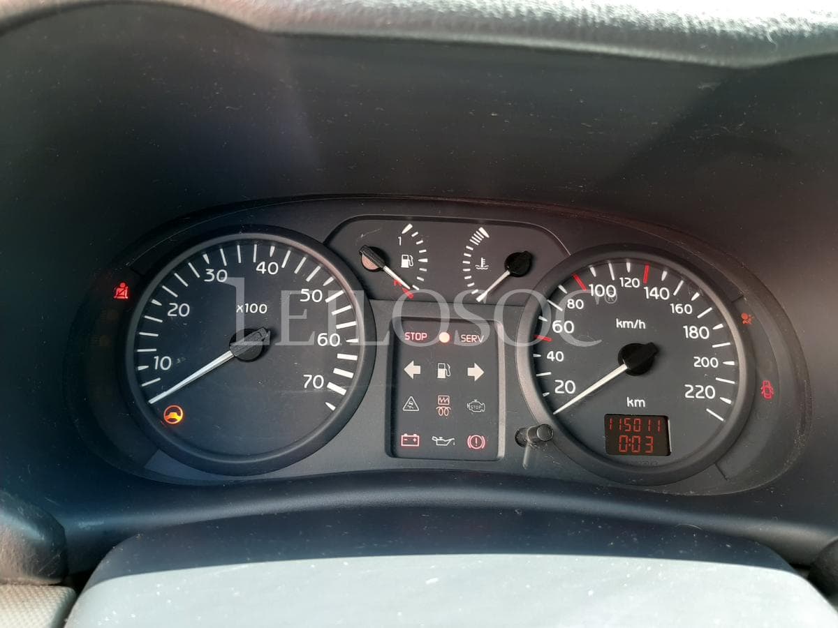 Renault Clio 1.2 · Ano 2001 — imagen 16