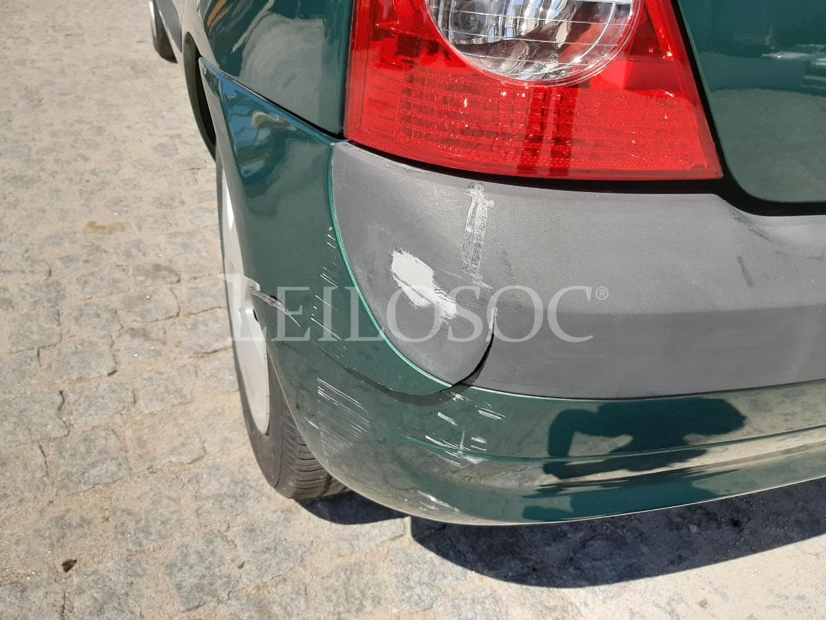 Renault Clio 1.2 · Ano 2001 — imagen 20