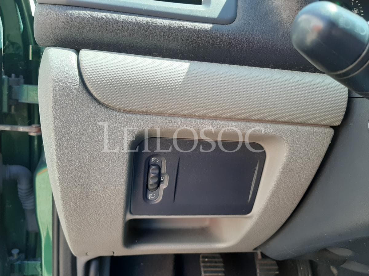 Renault Clio 1.2 · Ano 2001 — imagen 18