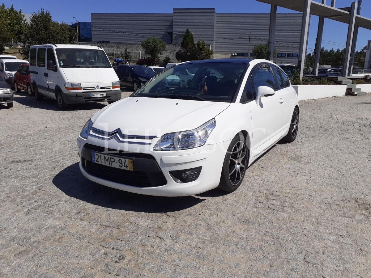 Citroën C4 Coupé 1.6 HDI · Ano 2008 — imagen 3