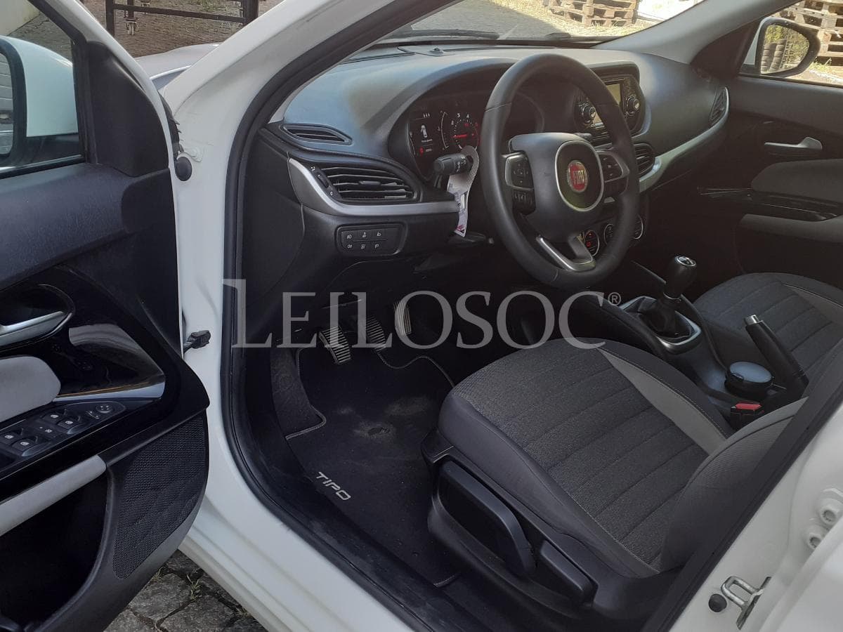Fiat Tipo 1.3 D · Ano 2017 — imagen 9