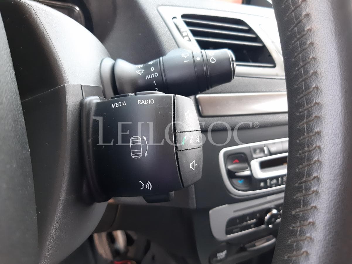 Renault Mégane 1.5 DCI · Ano 2014 — imagen 18