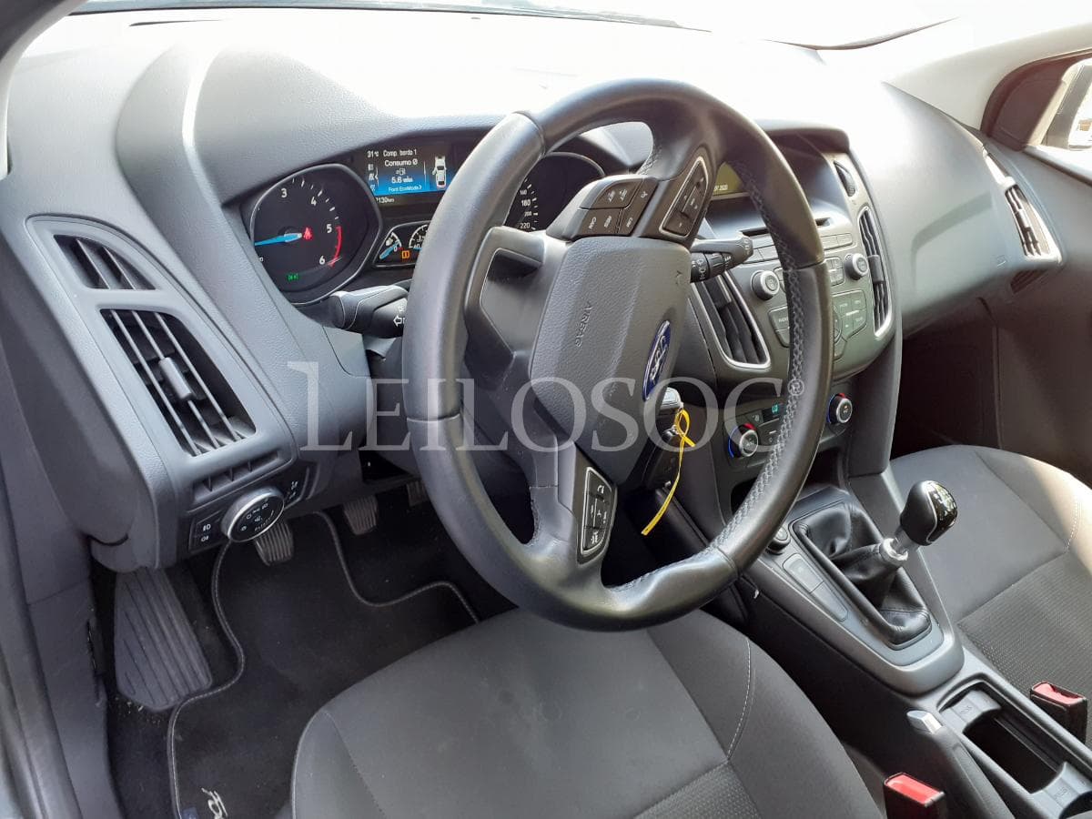 Ford Focus 1.5 TDCI · Ano 2017 — imagen 18