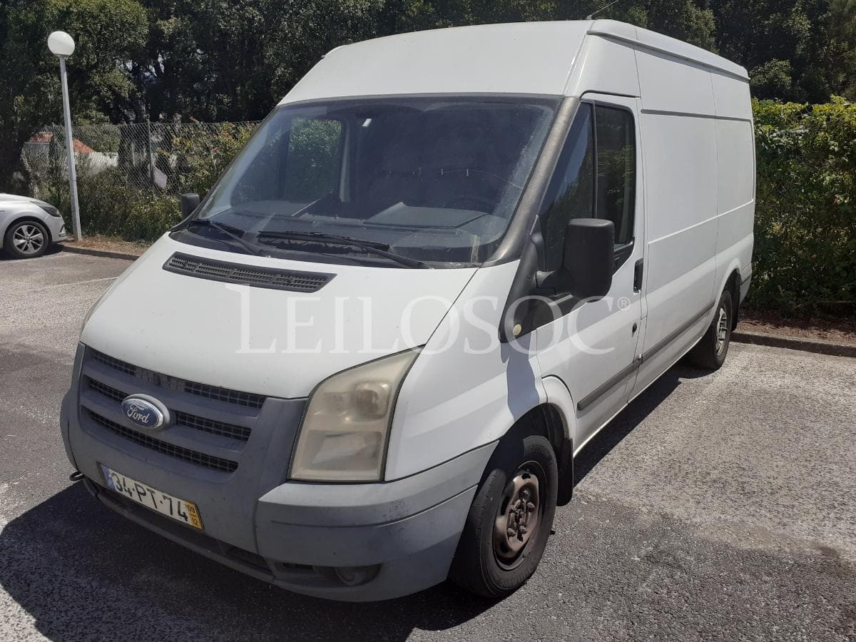 Ford Transit — image 1