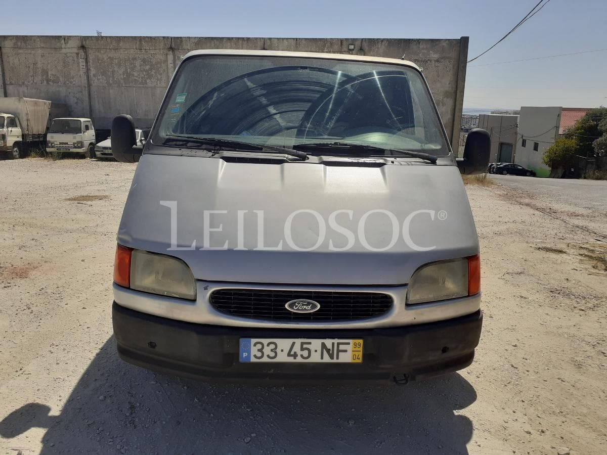 Ford Transit — imagem 2