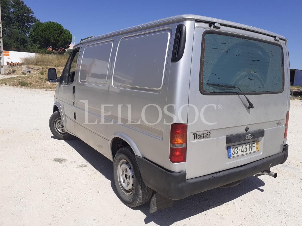 Ford Transit — imagem 4