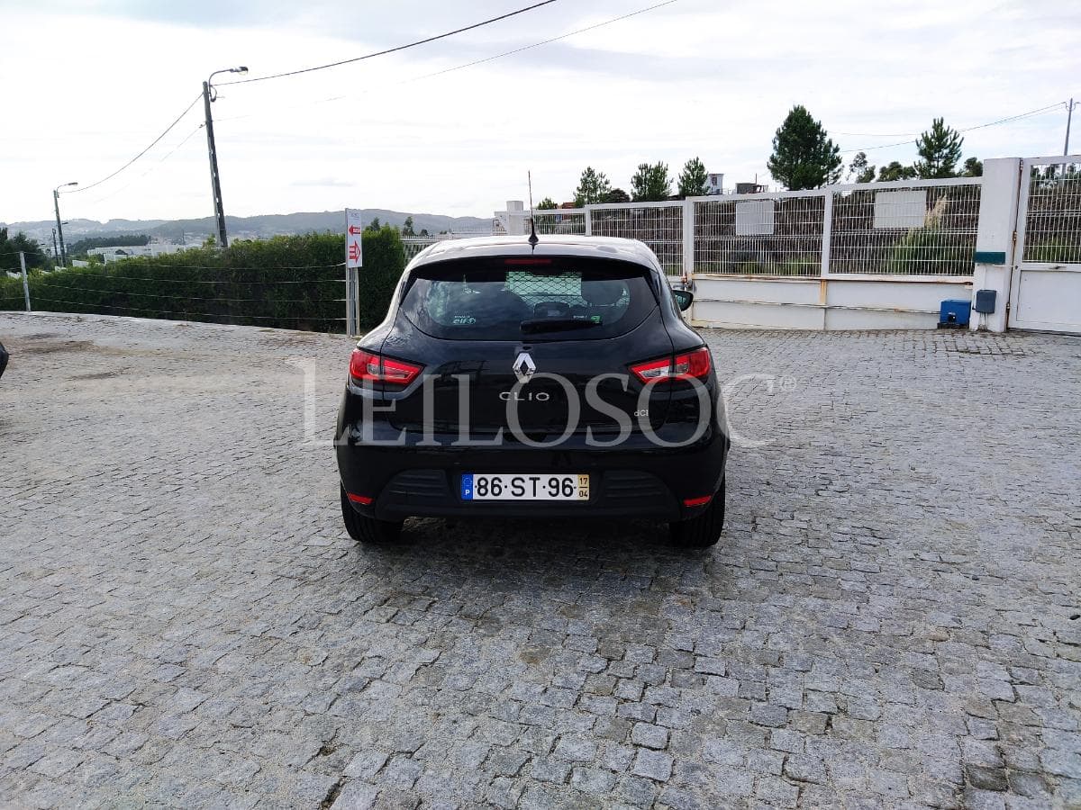 Renault Clio 1.5 DCI · Ano 2017 — imagen 5