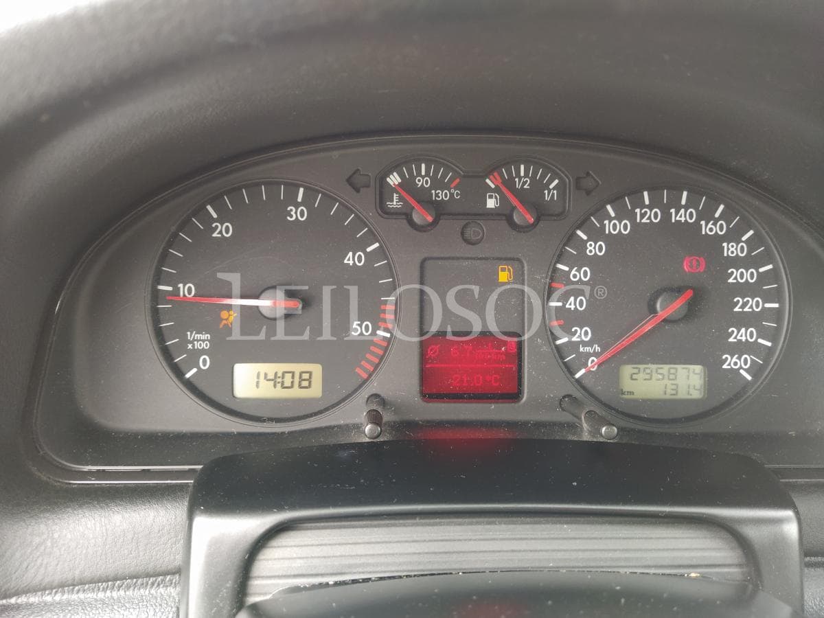 Volkswagen Passat 1.9 TDI · Ano 2000 — imagen 11