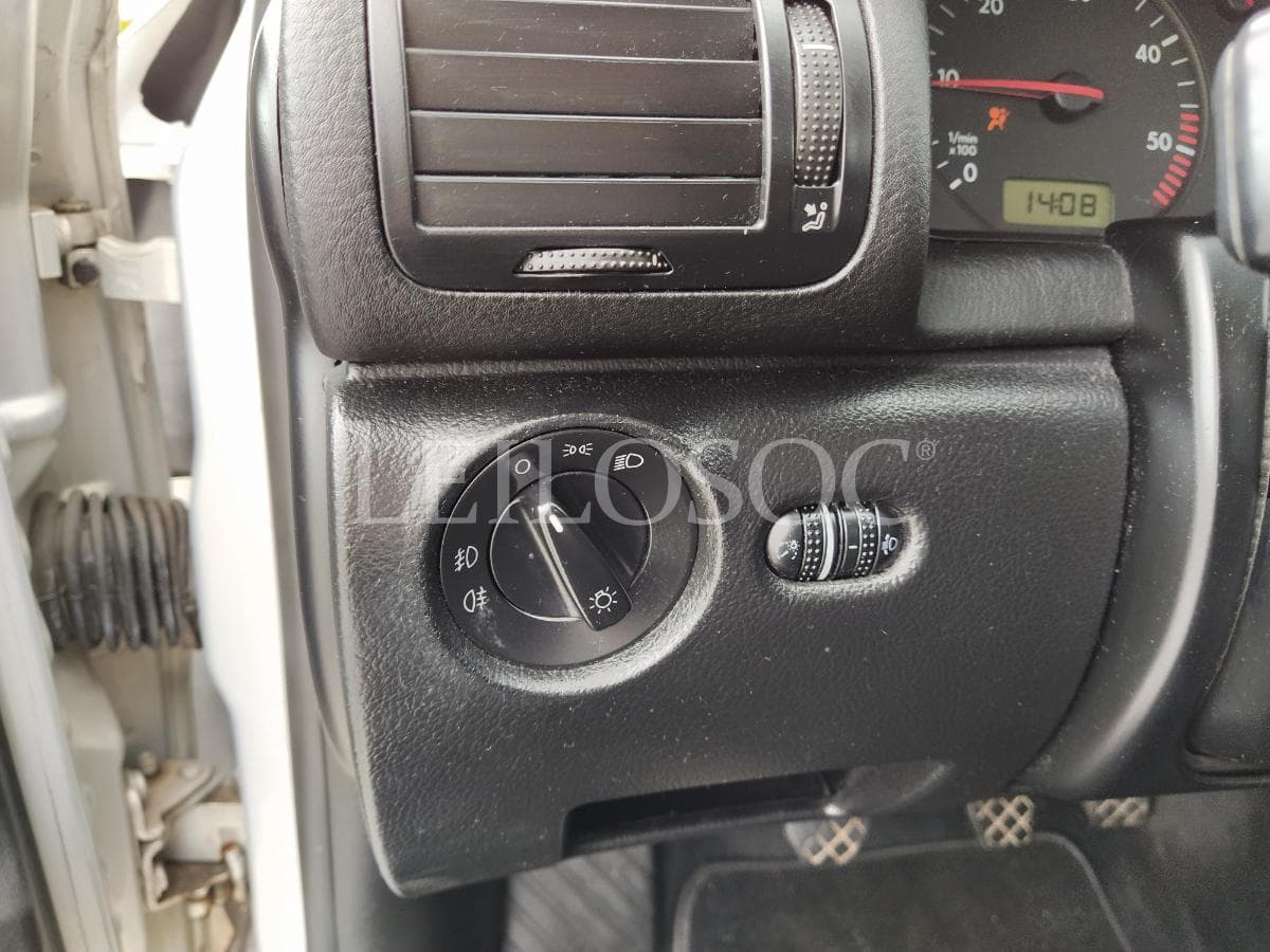 Volkswagen Passat 1.9 TDI · Ano 2000 — imagen 16