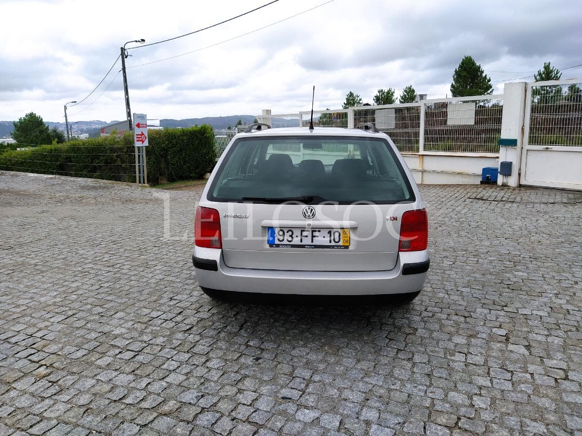 Volkswagen Passat 1.9 TDI · Ano 2000 — imagen 5