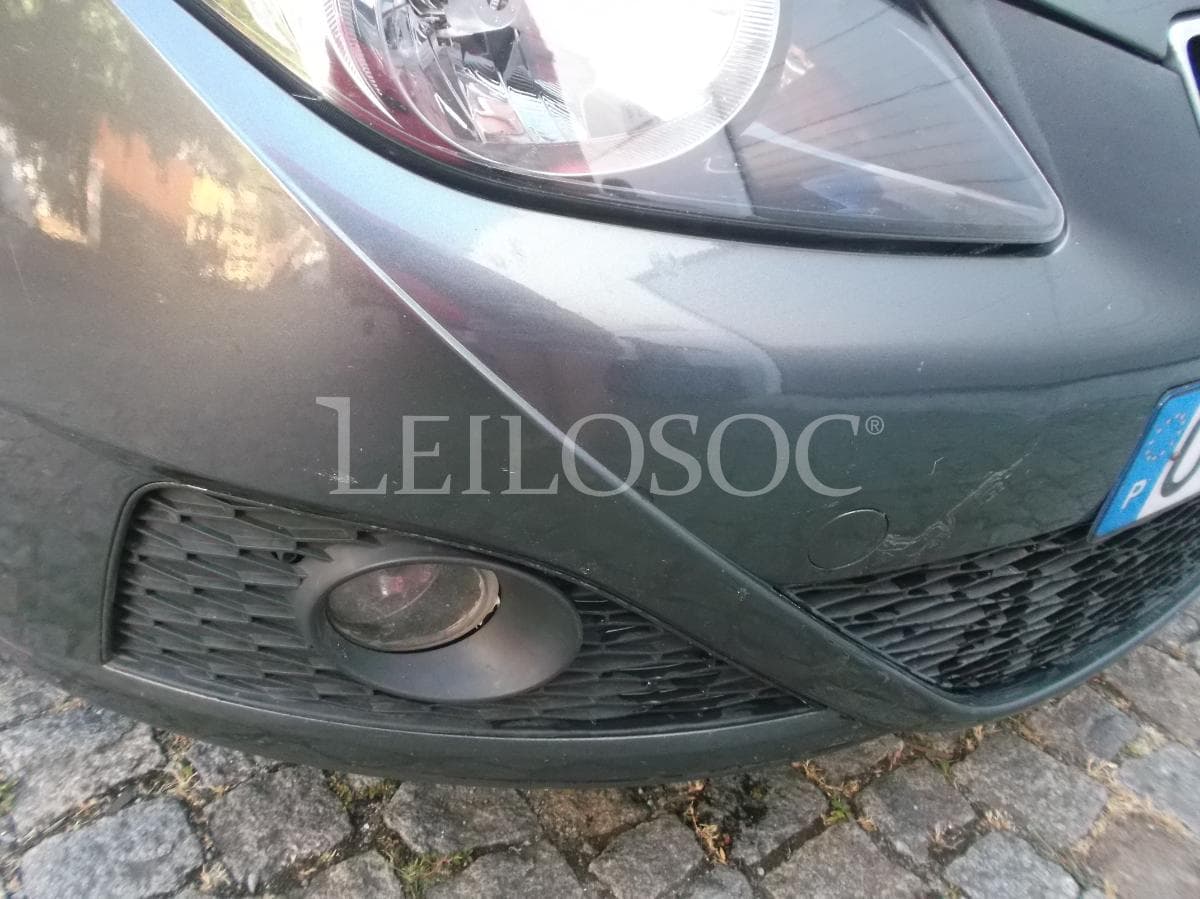 Seat Ibiza 1.2 TDI · Ano 2011 — image 19