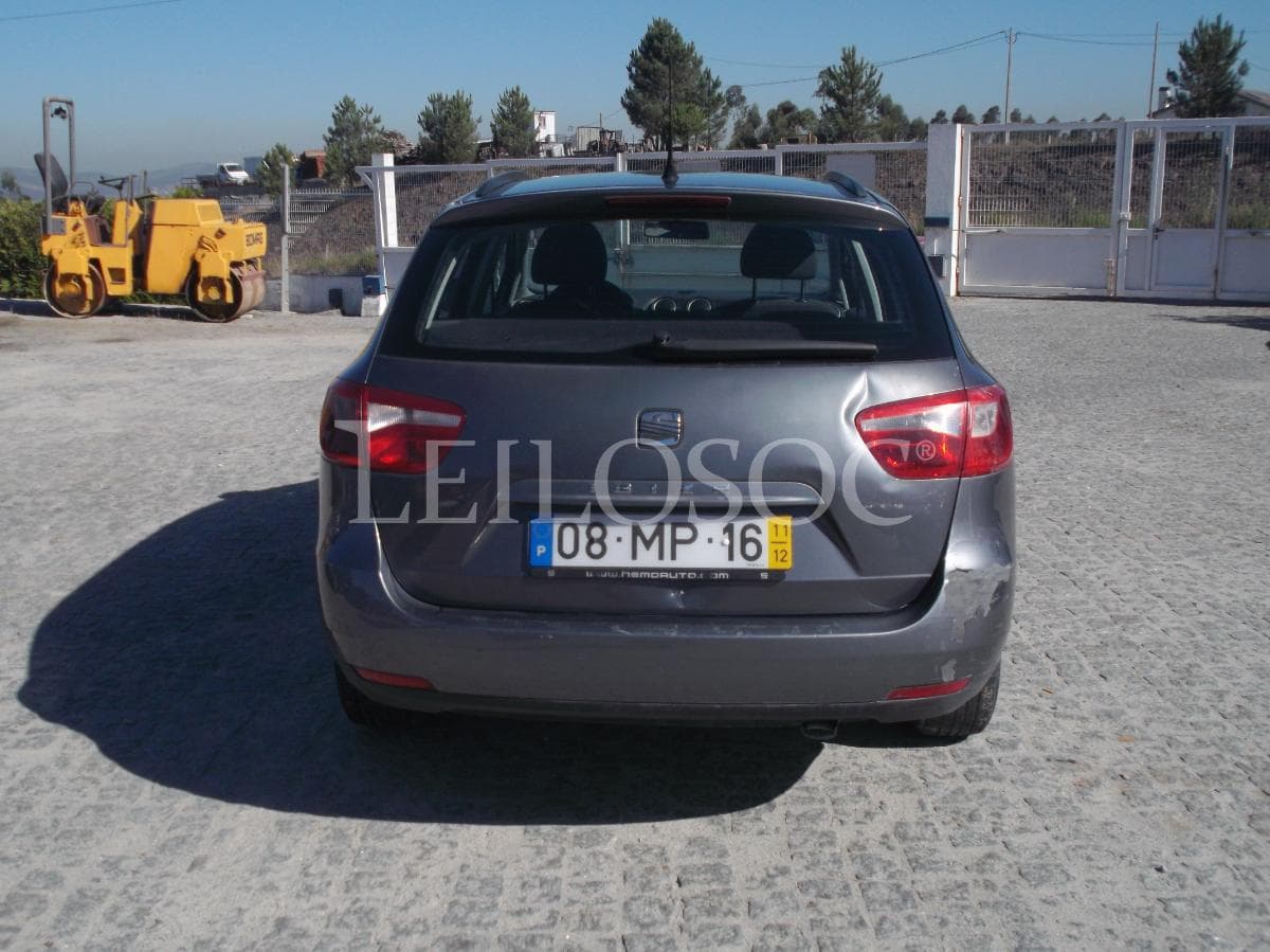 Seat Ibiza 1.2 TDI · Ano 2011 — image 5