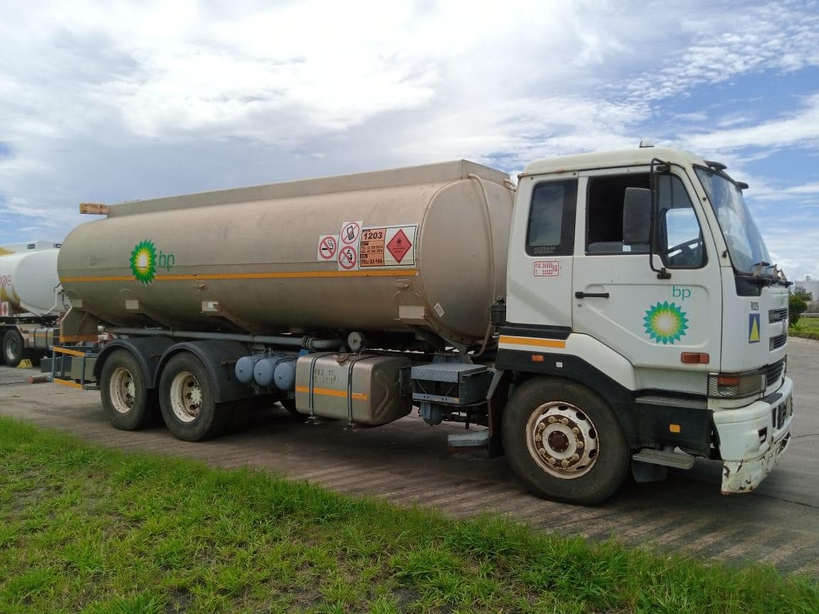 Nissan Diesel UD ·