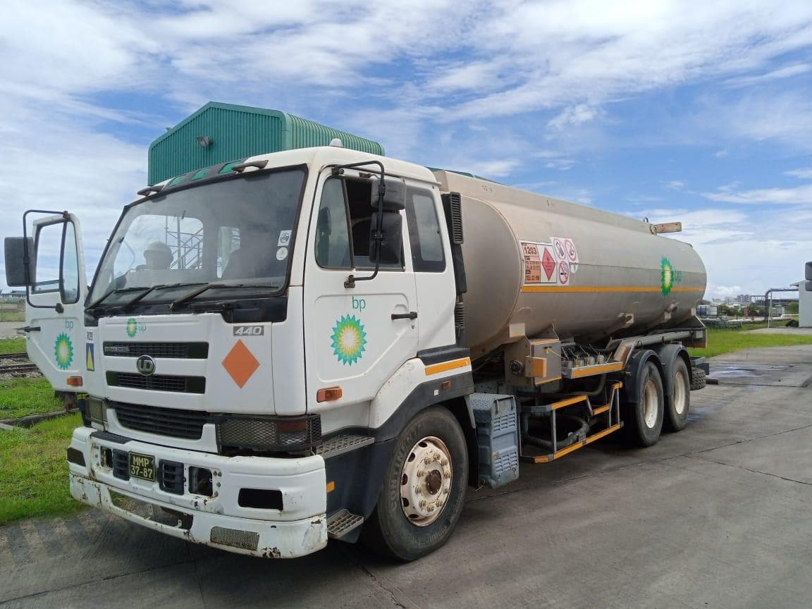 Nissan Diesel UD · — imagem 4